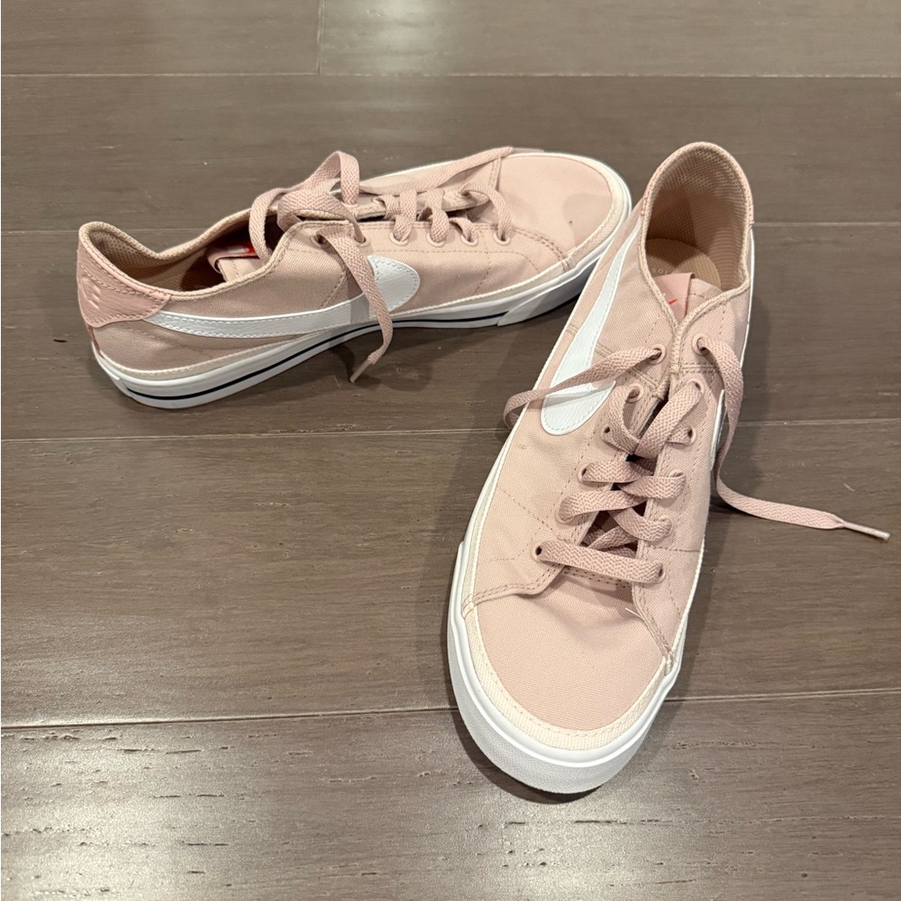 Nike Pink Canvas Low Sneakers NWOT